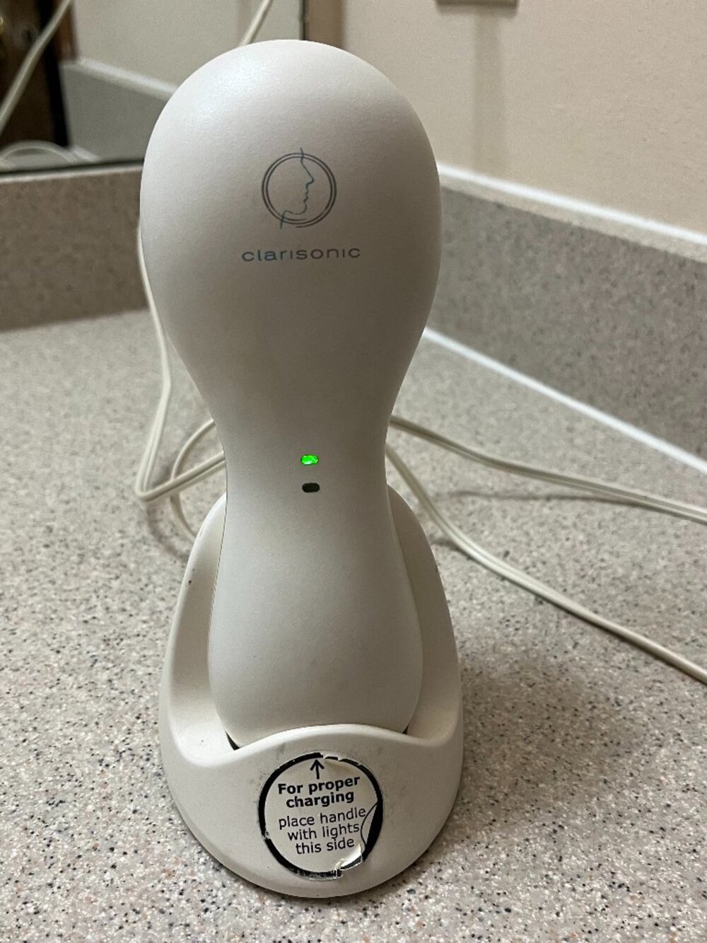 Clarisonic Electronic Face Scrubber Facial Spa Supplies Travel Portable Small